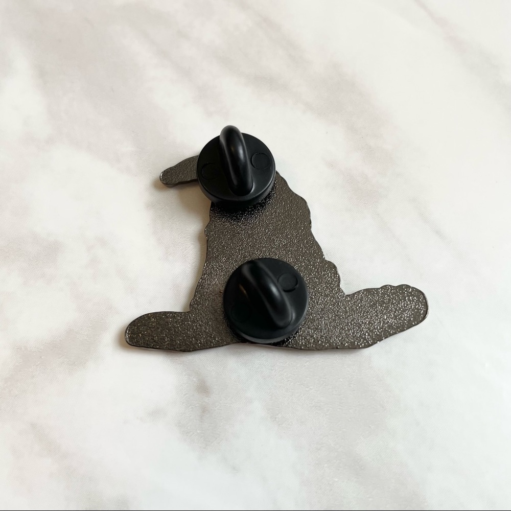 🎉 New Sorting Hat Pin - Picture 2 of 3